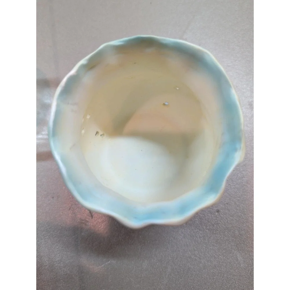 Vintage Style Ceramic Village Tealight Holder Scalloped Blue Rim Glass Insert 4